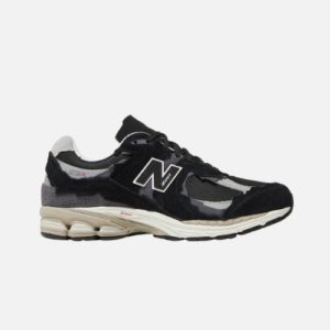 NB 2002 R- Black Grey